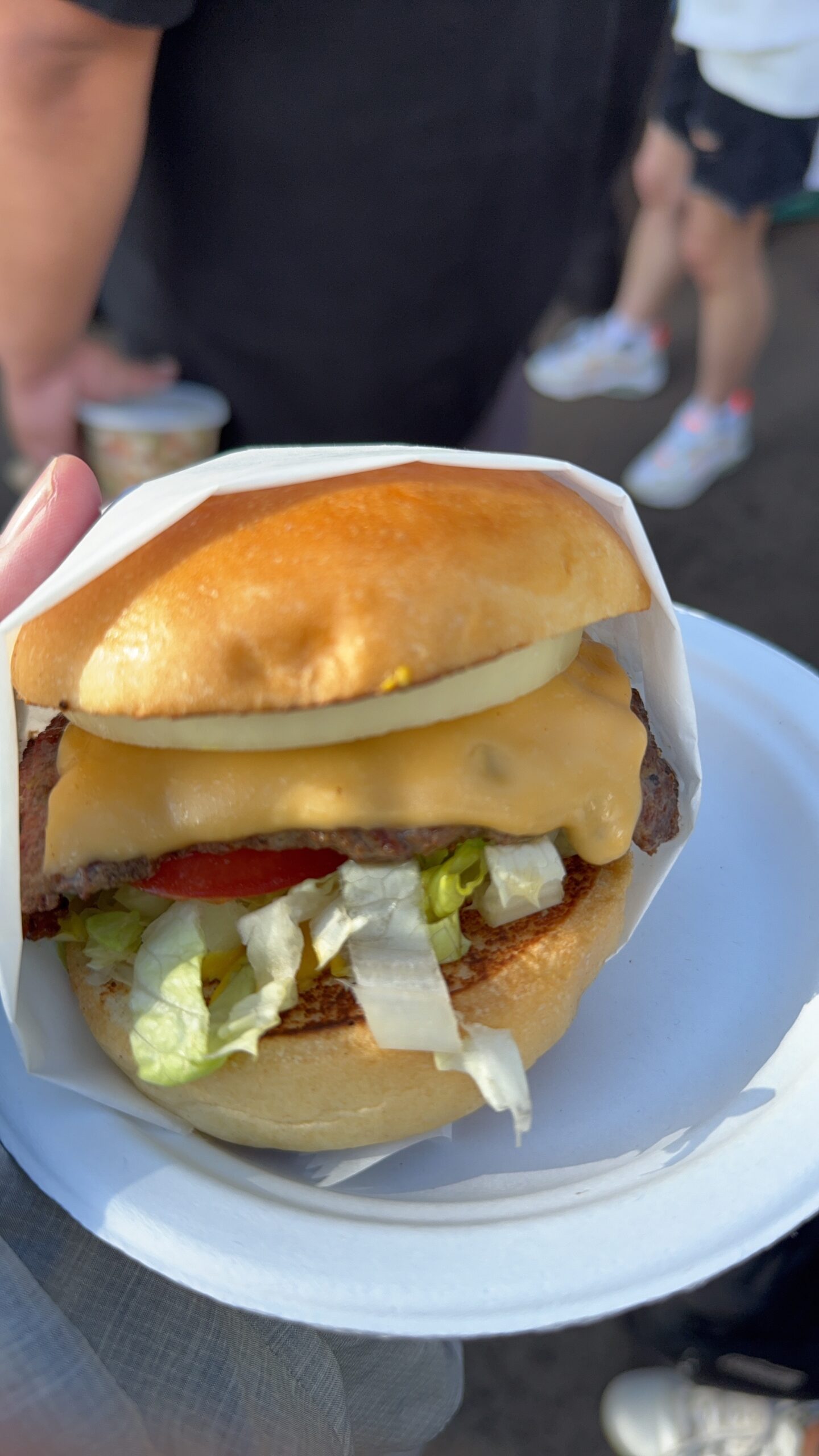 KCCファーマーズマーケットのハンバーガー